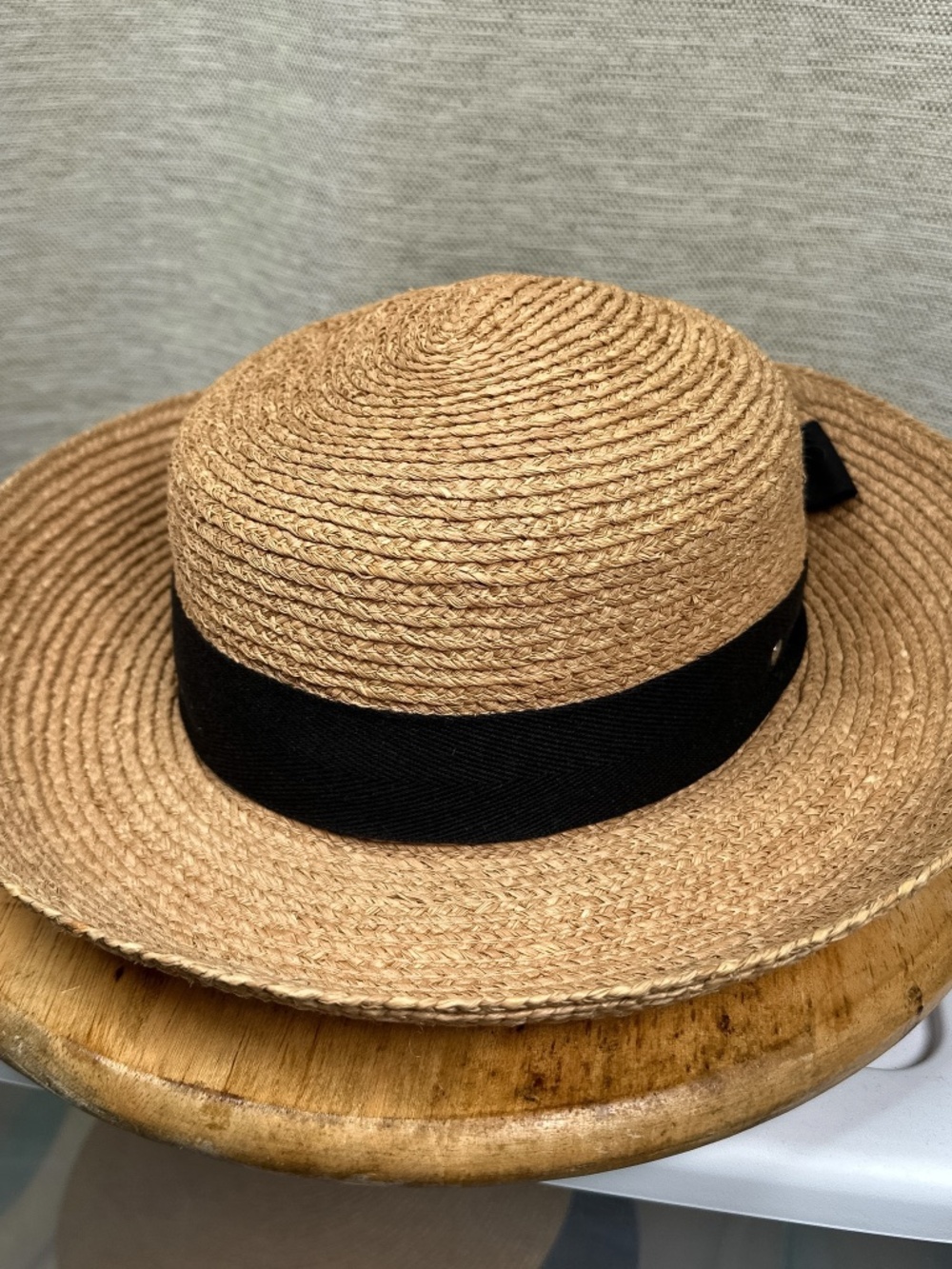 Helen Kaminski Australia Newport II Natural Raffia Black Ribbon Straw Hat 53cm - Picture 3 of 8